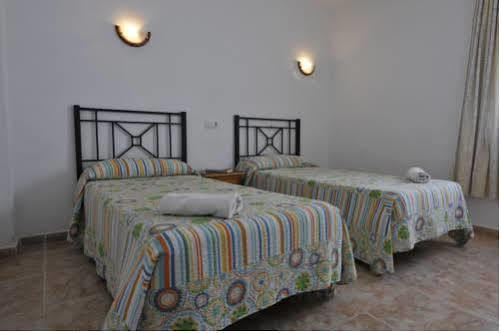Hostal Facundo COSTA DE LA LUZ Exterior foto