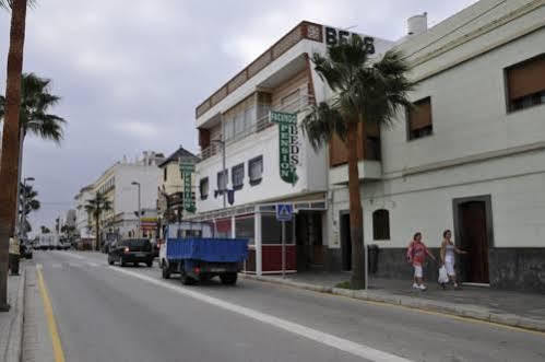 Hostal Facundo COSTA DE LA LUZ Exterior foto